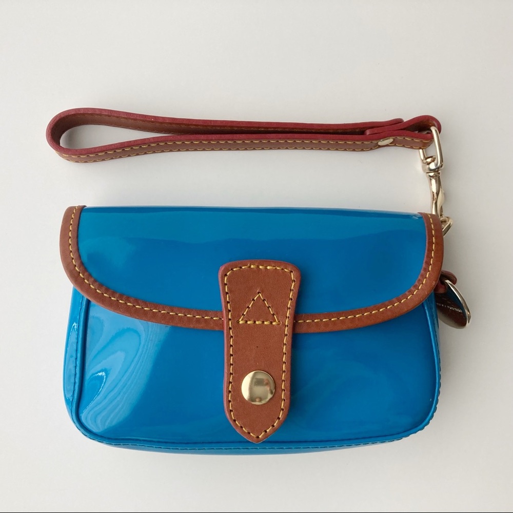 Dooney & Bourke Patent Wristlet